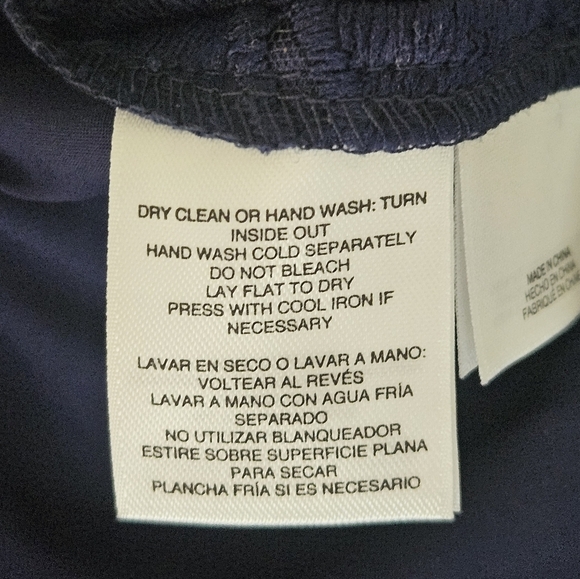 Anne Klein Navy Hexagon Pattern Embroidered Top Round Neck Long Sleeve Sz 2 NWT - Picture 14 of 16